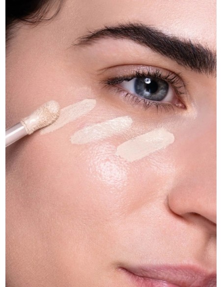 Astra Fluid Concealer Serum - Correttore Siero Idratante Illuminante