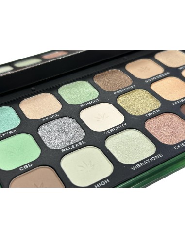 Palette With Cool Tones - I ❤ REVOLUTION