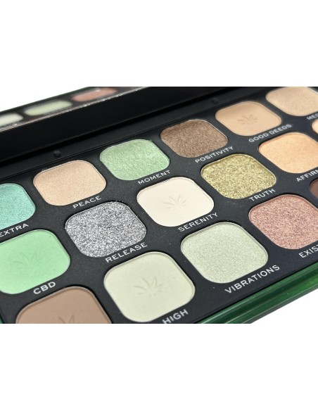 Palette With Cool Tones - I ❤ REVOLUTION