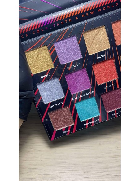 Revolution x Coca Cola Palette Occhi