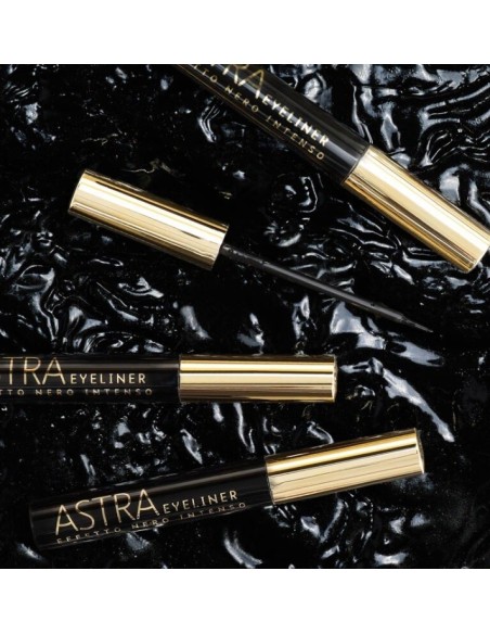 Astra Eyeliner Liquido Effetto Nero Intenso
